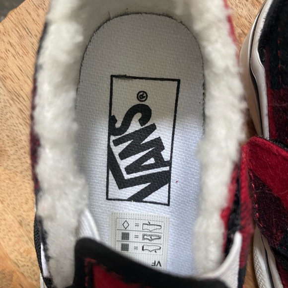 Vans Red and Black Kids Slip-On Sneakers - Picture 16 of 16